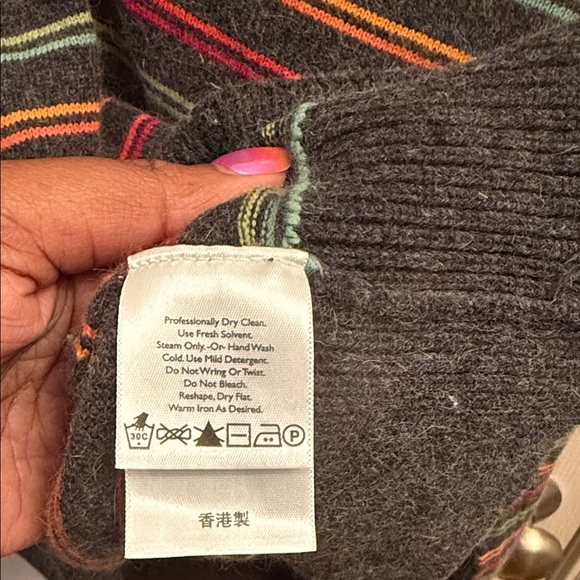 Eddie Bauer Women's V-Neck Sweater - Gray with Multicolor Stripes. Size Medium - Picture 5 of 6